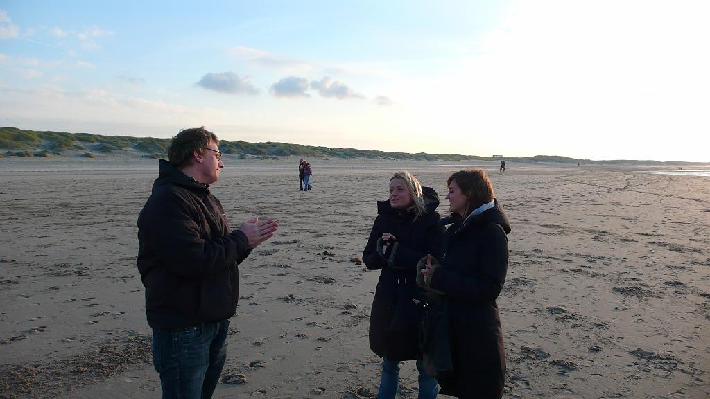 2007-11-17-16.34.49 Hoek van Holand Bea und Fra